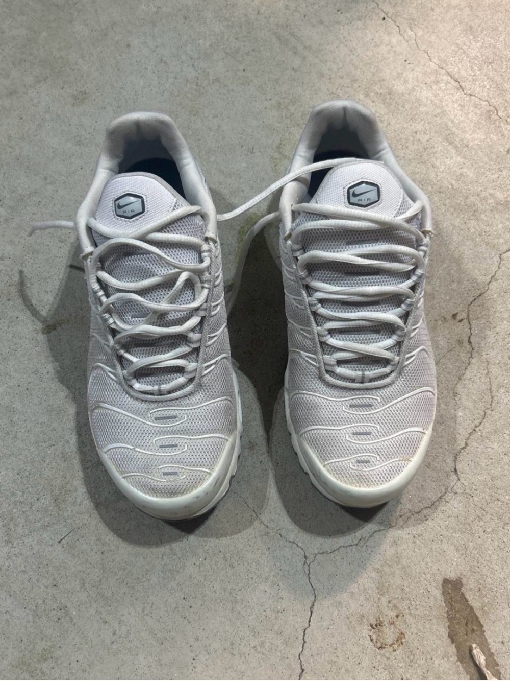Nike White Men's Mesh Sneakers